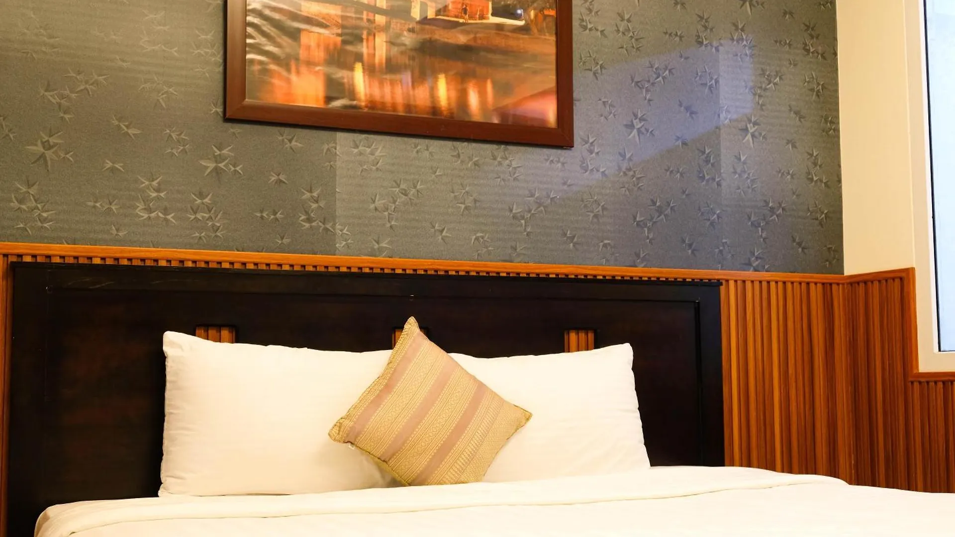 Paradise Hotel Hoi An